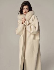 レディース秋冬　ロングコート ウールコート綿羊毛100%ゆったり　大人　フードフォックスファー付き　高品質ウール　ホワイト Sサイズ
