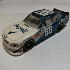 1/64NASCARミニカー　88号車 Nationwide