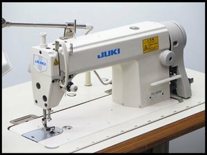 ●46) 美品! JUKI/ジューキ 一本針本縫ミシン DDL-5600N 工業用ミシン/アパレル用ミシン【現状品】ジーンズ縫製など？厚物用？倍釜ミシン？