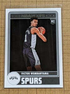 ビクター・ウェンバンヤマ【NBA 2023-24 PANINI HOOPS BASKETBALL】フープス VICTOR WEMBANYAMA RC #298 フープストリビュート