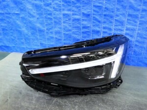 3562　ボルボ　XC40　XB420TXCM　後期　左ライト　LED　31689818　美品