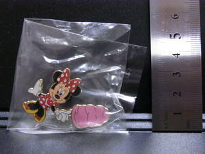 未使用品 ディズニー 限定 750個 ミニー 綿菓子 2003 ピンバッジ Disney