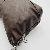 1円【希少】COACH コーチ ショルダーバッグ 斜め掛け レザー 本革 メンズ ビジネス ダークブラウン 濃茶 ロゴ型押し_画像5