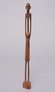 アフリカ　タンザニア　黒檀彫刻　細人形　Mサイズ　茶系　女性/妊婦　木彫り　一刀彫
