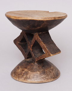  Africa Gin Bab e ton ga stool tree carving R small of the back . chair Africa n art ..