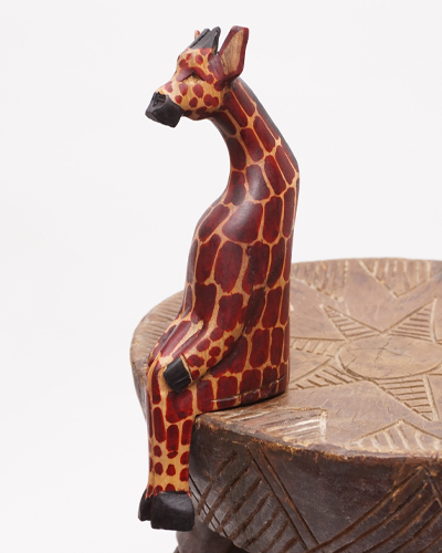 木彫りのキリン ケニア産 - 置物