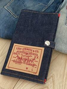 Levi's