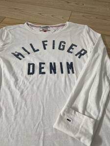 トミー ヒルフィガー(Tommy Hilfiger)長袖Tシャツ ヒルフィガーデニム　レディース　貴重サイズ　ウィメンズ