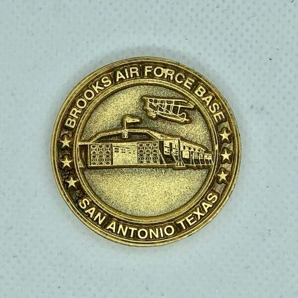アメリカ空軍　第311ヒューマンシステム航空団　チャレンジコイン 