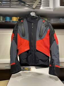 ダイネーゼ ウインタージャケット　Dainese Sport Master Gore-tex Jacket Black Red 52