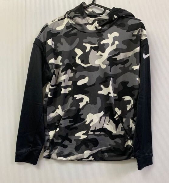 NIKE DRI-FIT 長袖総柄パーカー 155㎝用 kids ladies