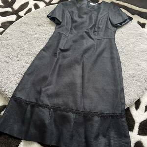 [Courreges]シックなワンピース♪