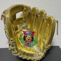 希少 阪神タイガース 2003年 優勝記念 数量限定 ゴールデングラブ グローブ　美津和タイガー_画像2