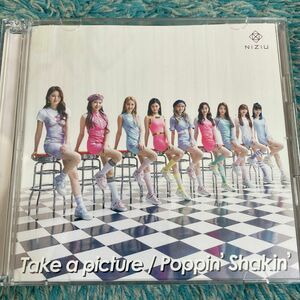 初回生産限定盤A (取) DVD付 NiziU CD+DVD/Take a picture／Poppin Shakin 