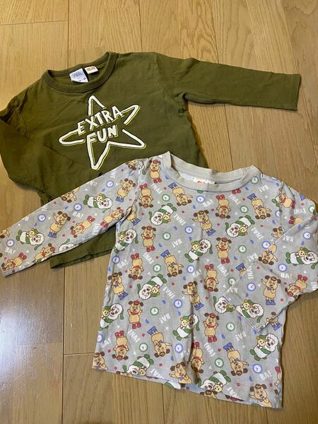 ☆中古☆９０ZARA・ワンワン長袖カットソー２枚セット