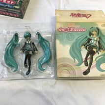 未開封 含 初音ミク フィギュア 4点 まとめてセット 箱入り ねんどろいどぷち projectDIVE-F プレミアムフィギュア 関Y1024-24_画像2