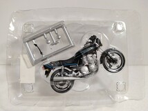 【ロードバイクコレクション】Honda CB750F (シークレットシルバー・ブラック) 2台セット F-toys confect. 1/24Vintage Bike Museum ホンダ_画像7