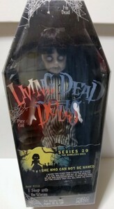 メズコ　未開封　リビングデッドドールズ　シリーズ29 LIVING DEAD DOLLS She Who Can Not Be Named