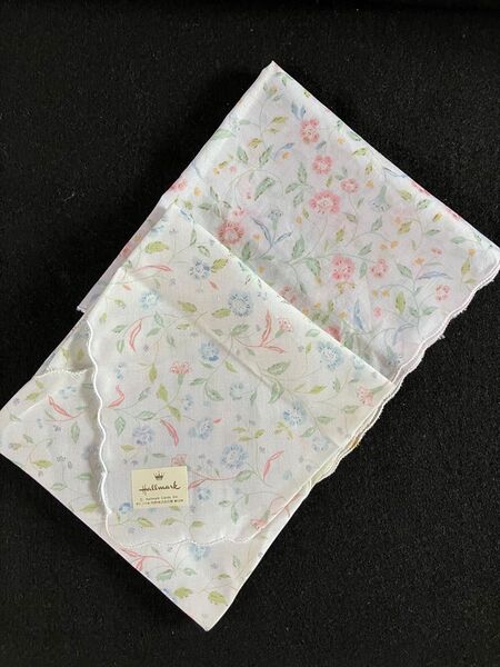 新品 昭和レトロ Hallmark ホールマーク 花柄ハンカチ 2枚セット