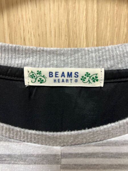 beams トップス