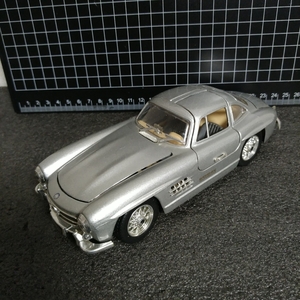 最高傑作1/24◆名車BENZ300SL◆お安くしました