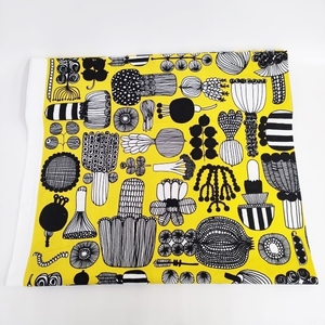 marimekko 未使用 Puutarhurin Parhaat 380×140 コットンファブリック 生地 イエロー マリメッコ 3-1108G 226915