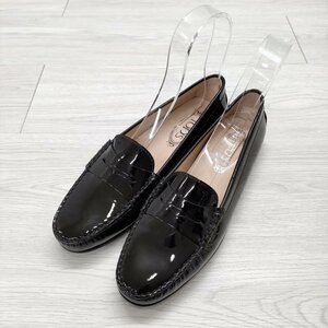 3-1122G◎# TOD'S 未使用品 エナメル ドライビングシューズ 39 フラットシューズ ローファー ブラック トッズ 228119