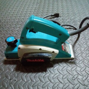 【美品動作確認済み】マキタ makita 電動カンナ 電動工具 替刃 電動かんな 1900B 電気カンナ かんな