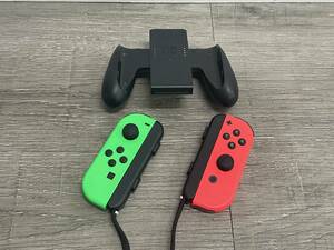 ☆ Switch ☆ Nintendo Switch Jyo-Con L/R セット ネオングリーン ネオンレッド 動作品 状態良好 ジョイコン本体 グリップ ストラップ 