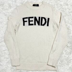 美品 フェンディ【大人気モデル】FENDI ニット セーター ビックロゴ 羊毛 ウール クルーネック アイボリー メンズ サイズ46（M位）