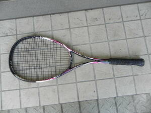 Используется * Yonex f-laser 5s