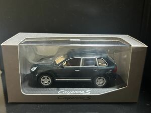 MINICHAMPS 1/43 PORSCHE CAYENNE S ミニチャンプス　ポルシェ　カイエン