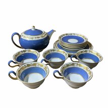 ◆中古品◆ WEDGWOOD ウェッジウッド ティーカップ ＆ ソーサー 5客 / ティーポット / プレート 3枚 まとめて セット 大皿 食器 P52479NJ_画像1