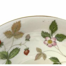 【中古品】 WEDGWOOD ウェッジウッド カップ＆ソーサー いちご 苺 洋食器 食器 ペアセット 2個 本体のみ hiJ2597RO_画像5