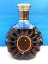 aet1338 【送料無料・未開栓】REMY MARTIN レミーマルタン XO SPECIAL スペシャル 700ml_画像2