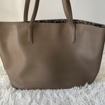 【1円〜 】　FURLA フルラ トートバッグ ビジネスバッグ ショルダーバッグ 大容量 グレー レザー グレージュ レオパード 豹柄_画像2