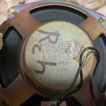 インピーダンス3.2Ω、最大5W