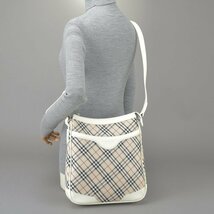 極美品 BURBERRY バーバリー ノバチェック ショルダーバッグ キャンバス レザー ホワイト ベージュ 斜め掛け 日本製 箱有 鞄 ■b.c/b.f_画像5