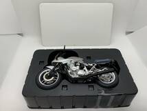 アオシマ 1/12 ヨシムラ スズキ 刀 KATANA GSX1100S カタナ 1990年式 銀 J03-5-015_画像5