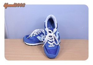 New balance спорт обувь спортивные туфли 574 оттенок голубого цвет 22.5cm