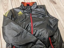 5．adidas professional climastorm スリーストライプ　バックデカロゴ　2way ナイロンジャケット　　メンズO黒黄色オレンジ　y306_画像6