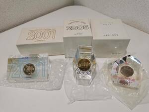 151123D-S2□ペーパーウェイト□3点 500円硬貨 造幣局製 文鎮 1997年 2001年 2005年