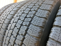 2022年製　★ 205/85R16 117/115L ★ 4本セット!! ★ TOYO ★ DELVEX M935　約10㎜　冬用スタッドレス　205/85/16_画像6