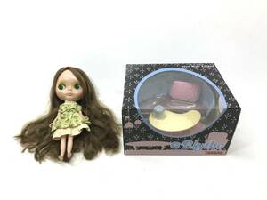 【6937】Blythe ブライス ドール本体 + ファイブスターリビング 中古品