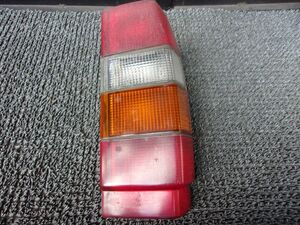 ★very cheap!★VOLVO Volvo 7B230 740 エステート Genuine Normal Tail lampランプ Tail lampLight レンズ right 80.76.A0 01244 / 2Q10-1951