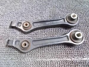 * super-discount!* Dodge Challenger original normal rear position lower control arm left right set charger etc. / Q11-554