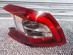 ★激安!★PEUGEOT プジョー 308 ワゴン 純正 ノーマル LED テールランプ テールライト 左 81250101 / 4J11-1104