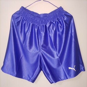 PUMA　サッカーパンツ　サイズ　XO 　カラー 紫×白　日本製　未使用に近い　品番　862181