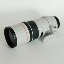 [美品] Canon EF300mm F4L IS USM / キャノンEFマウント / 望遠単焦点レンズ_画像1