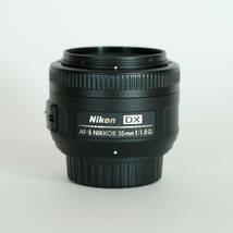 [極美品] Nikon AF-S DX NIKKOR 35mm f/1.8G / ニコンFマウント / 単焦点レンズ / APS-C_画像2